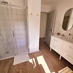 بيت للعطل Au Son De L'eau