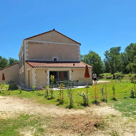 Prázdninový dům Au Son De L'eau Birac (Charente)