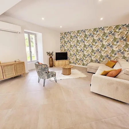 Lägenhet Au Son De L'eau Birac (Charente)