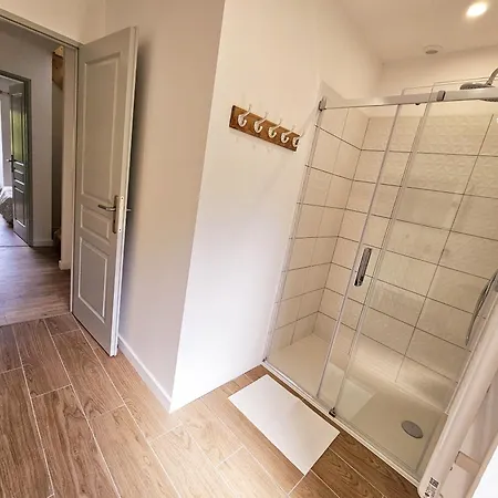 Au Son De L'eau Lägenhet *