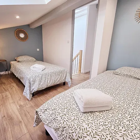 Au Son De L'eau Lägenhet