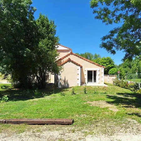Au Son De L'eau Apartment Birac (Charente)