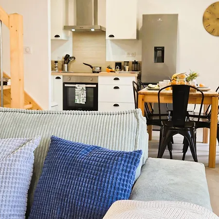 Au Son De L'eau Apartment Birac (Charente)